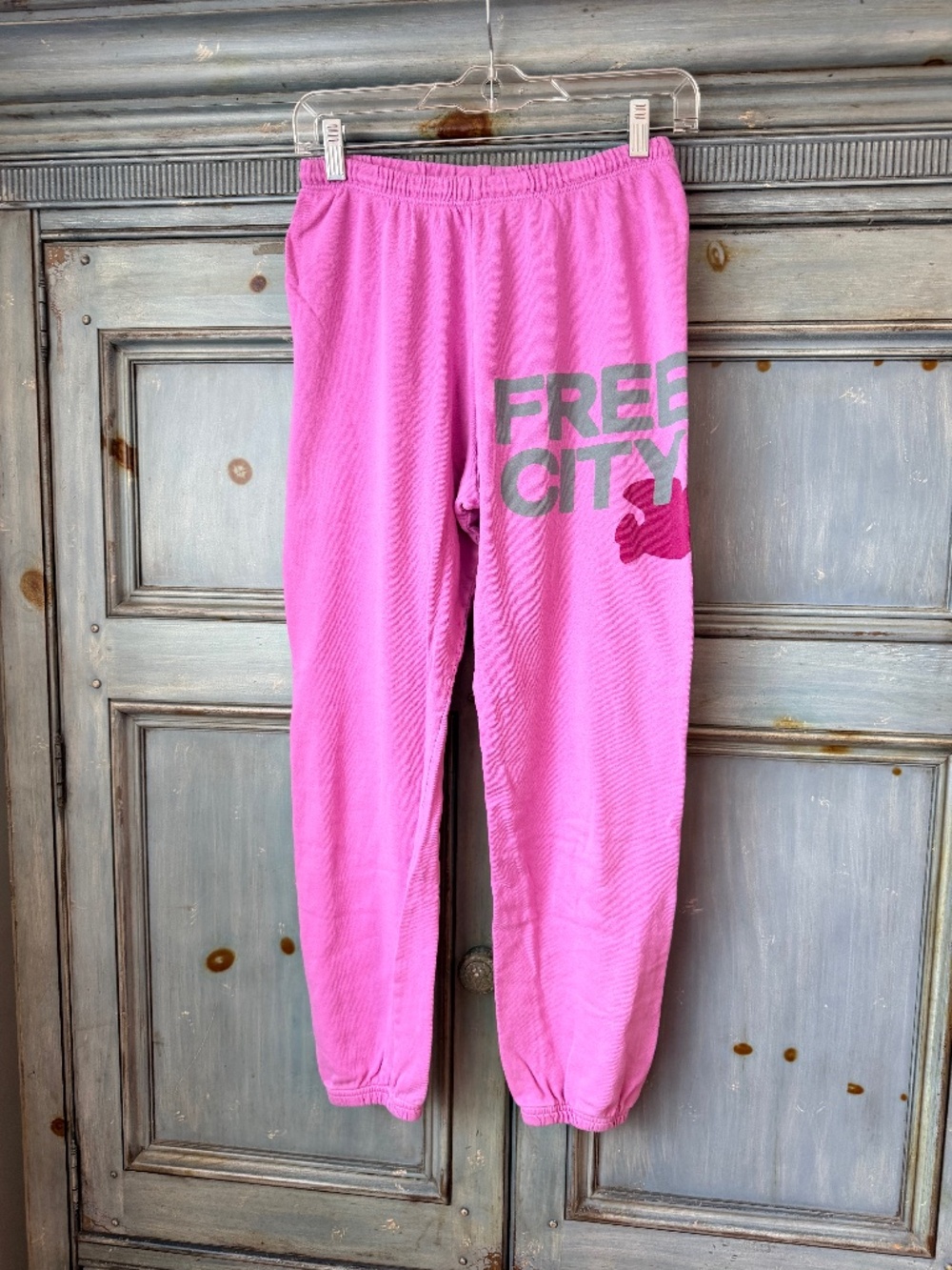 Free City Logo Sweatpants in Pink Love XS NWOT